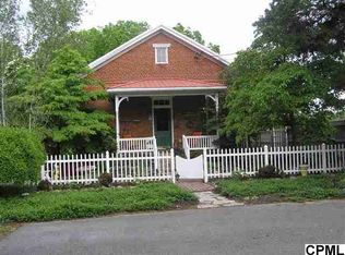 388 Burnt House Rd, Carlisle, PA 17015