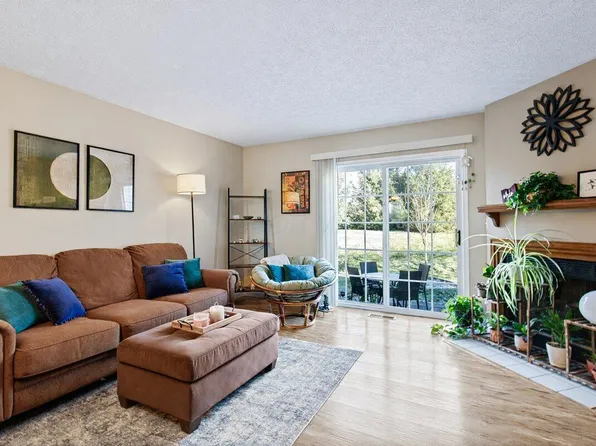 2202 Sandman Dr #56E, Columbus, OH 43235