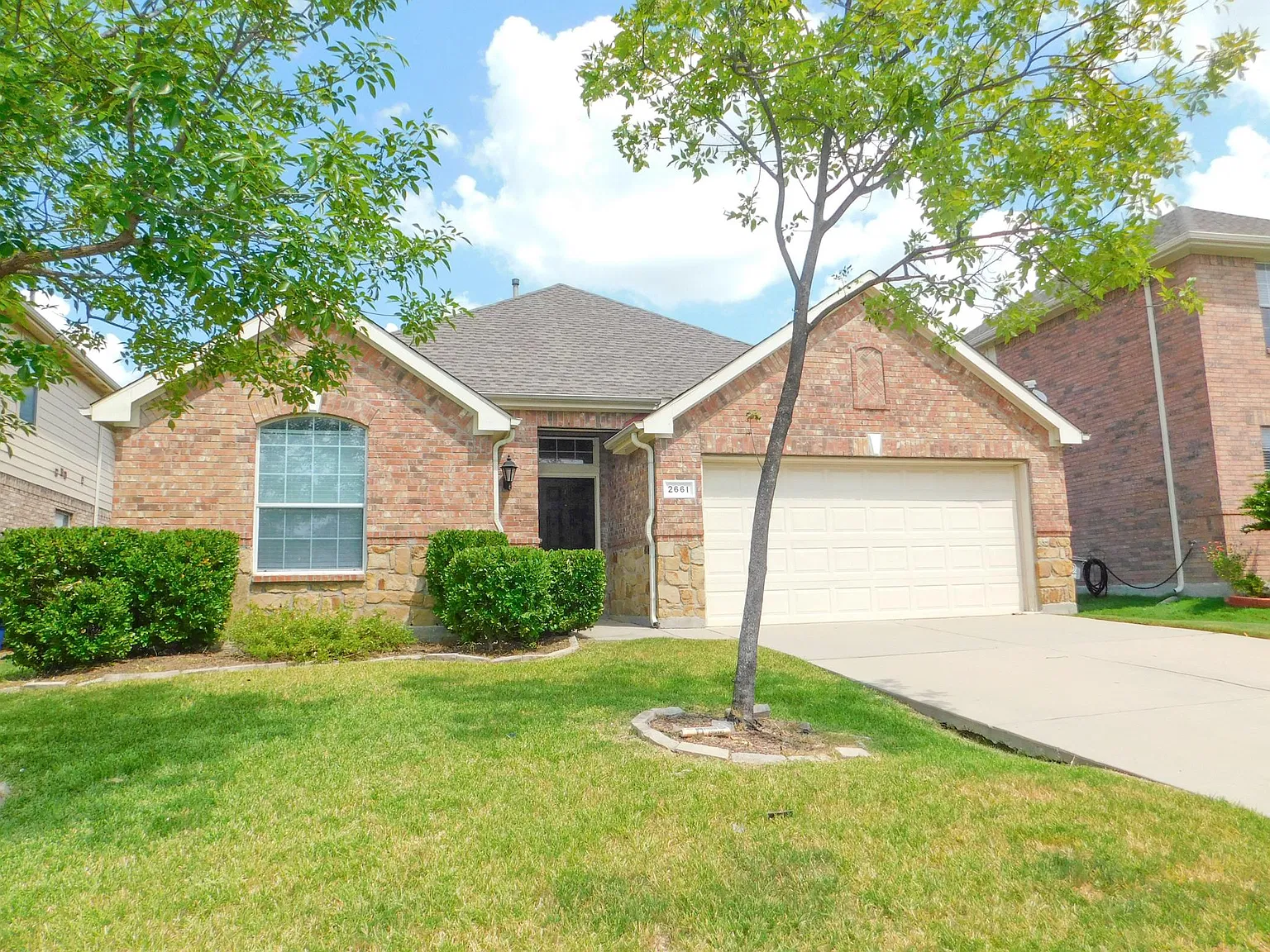 3 bed, 1673 sqft, $2,425 — Photo 2