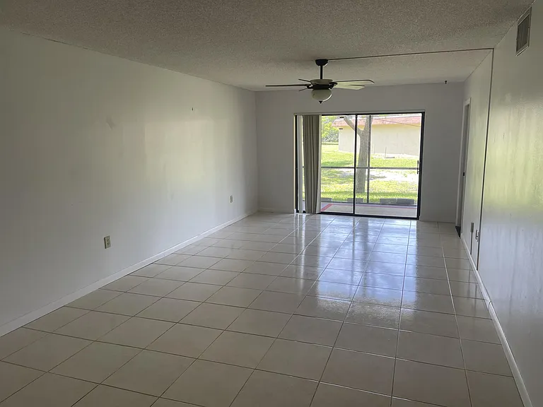 205 Palmetto Ave #203 — Photo 5