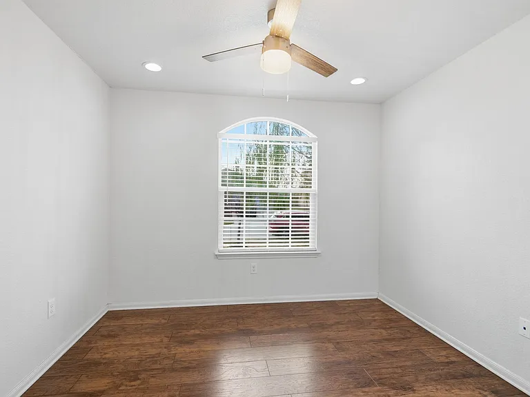 11912 Jamie Dr — Photo 25