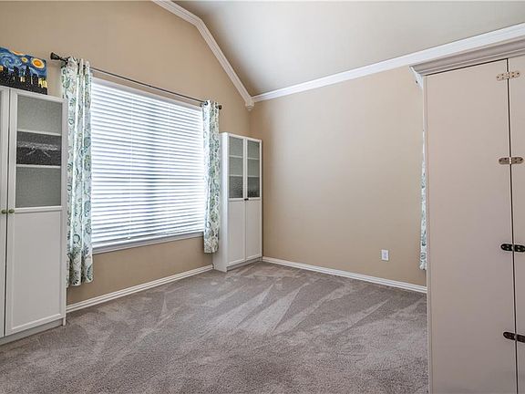 3rd image of 2653 Timberhollow Dr