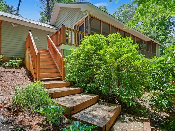 220A Brookwood Ln, Clarkesville, GA 30523