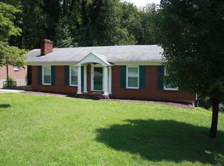 821 Clarke Rd, Martinsville, VA 24112