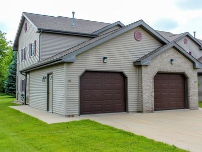 101 Waverly Dr, Cambridge, WI, 53523