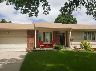4800 Bunker Hill Rd, Lincoln, NE 68521