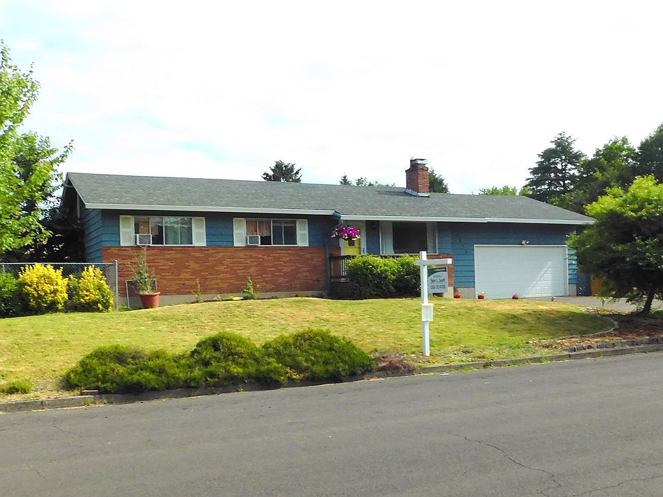 1st image of 3010 NE 44th St
