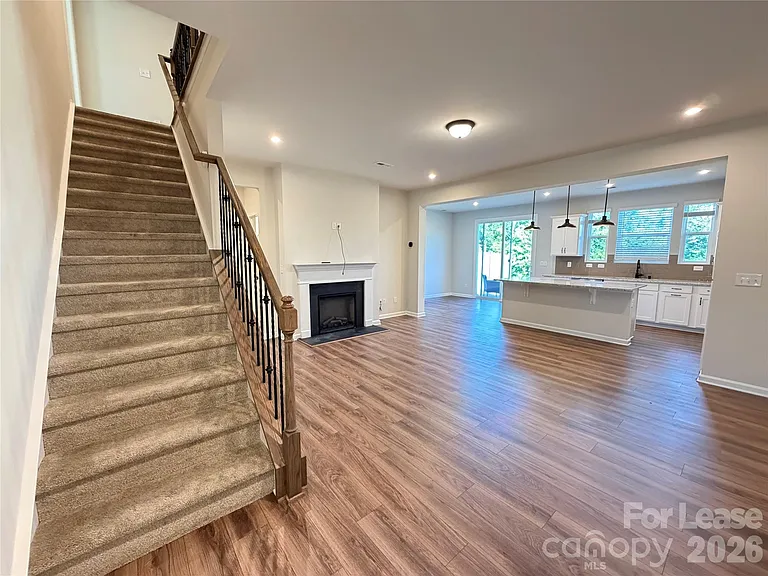 9233 Northfield Crossing Dr — Photo 3