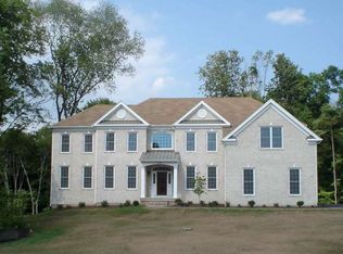 176 Rochela Dr, Southington, CT 06489