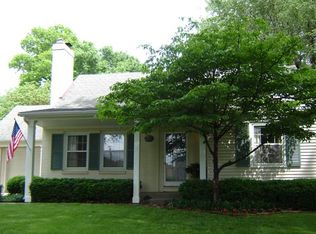 5501 Falmouth Rd, Fairway, KS 66205