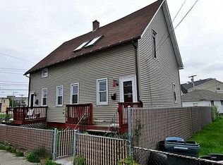 44 Ottawa St, West Warwick, RI 02893