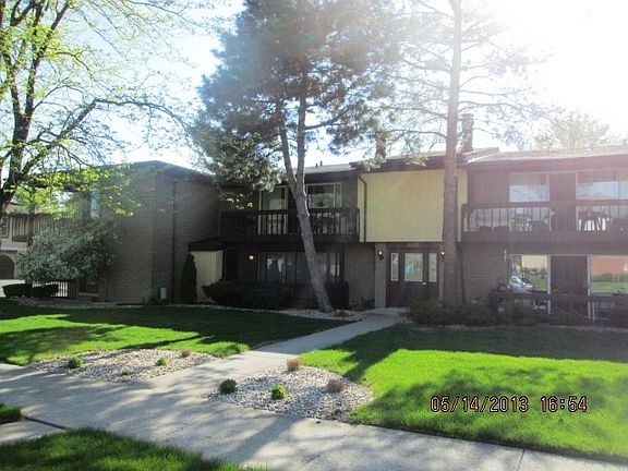 2nd image of 15712 S 86th Ave #120