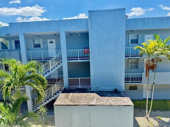 1755 W 60th St, Hialeah, FL