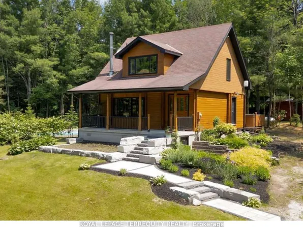2668 McDonald Rd, Springwater, ON L0L 1P0