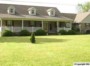 2725 Pumpkin Center Rd NE, Fort Payne, AL 35967