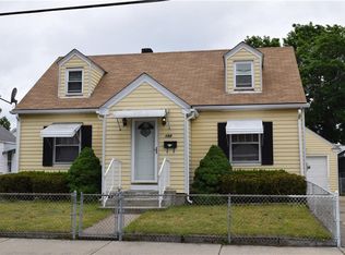 194 Baxter St, Pawtucket, RI 02861