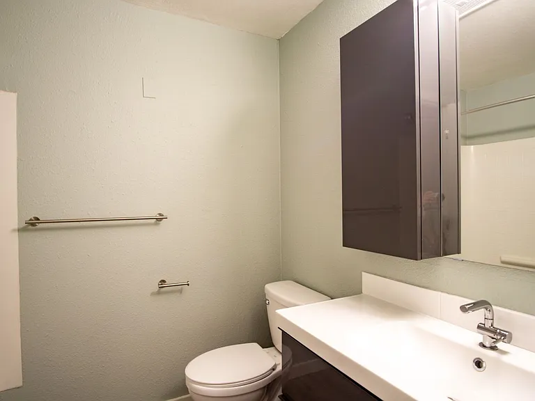 4151 SE 37th Ave #1 — Photo 13