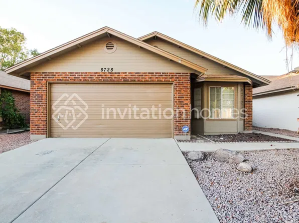 8728 W Meadow Dr, Peoria, AZ 85382