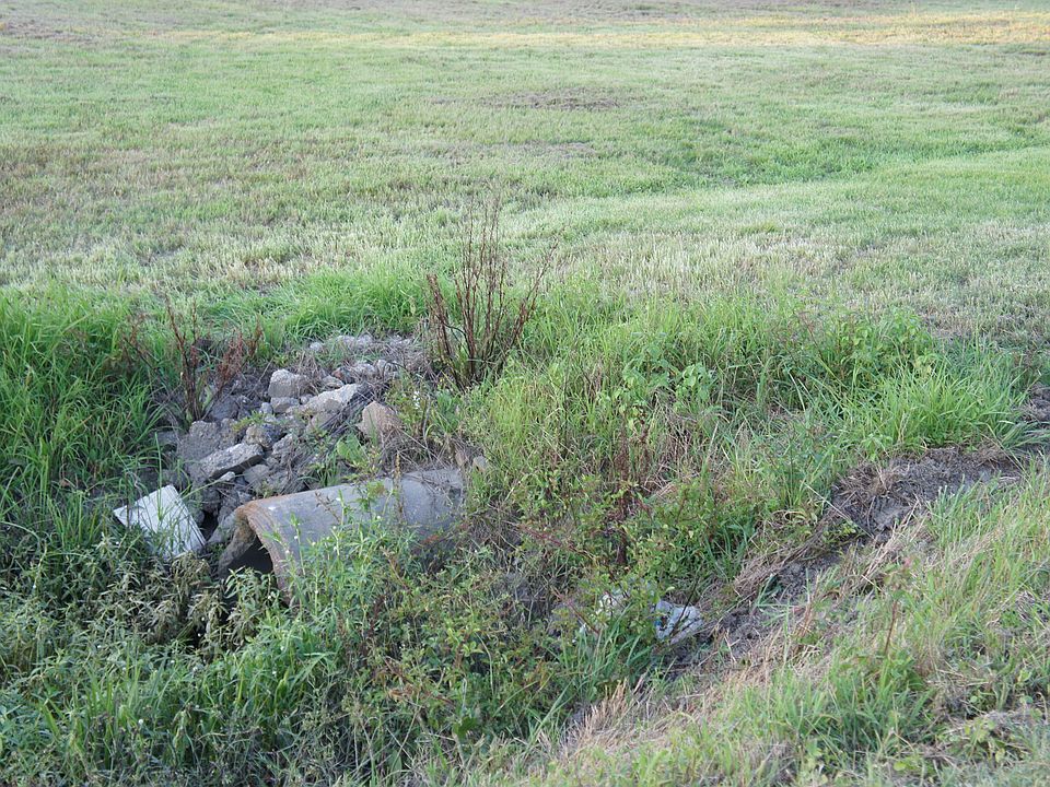 2nd image of 6908 Section Road