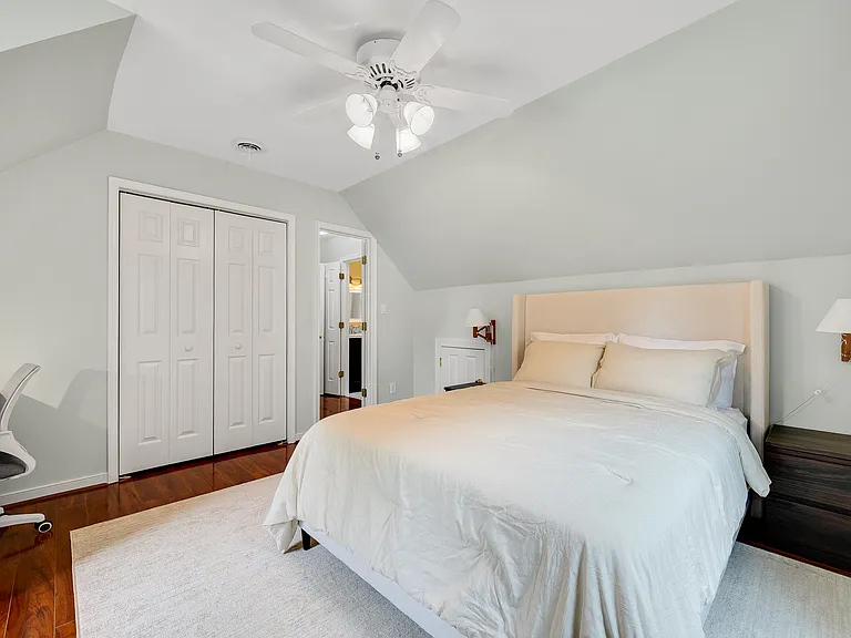 Bedroom 4, on 2nd floor. Queen bed, with 100% organic cotton, breathable, OEKO-TEX_ certified sheets. Blackout curtains.