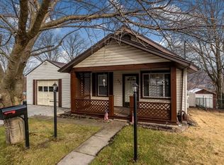 495 7th Ave, Coraopolis, PA