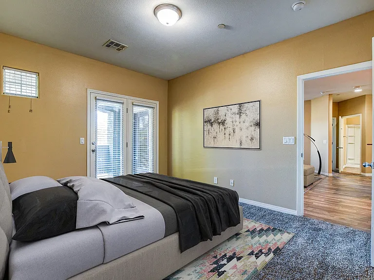 Ravello Townhomes — Photo 20