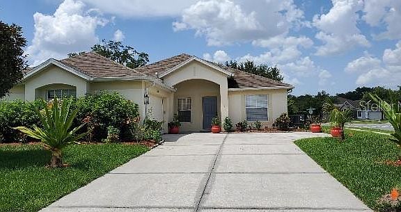 2nd image of 2250 Meadow Oak Cir