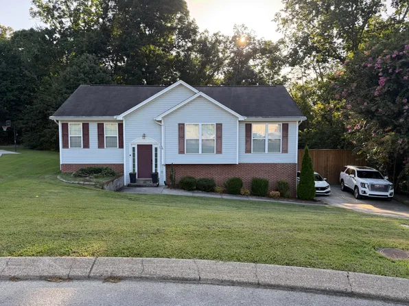 1999 Hardwood Ln, Soddy Daisy, TN 37379
