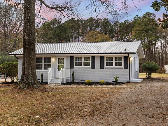 5th image of 2806 Kendale Dr
