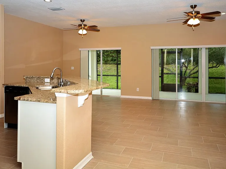 10747 Masters Dr — Photo 11