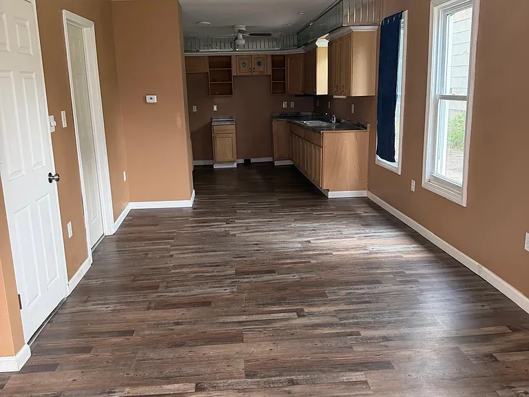1854 Cleveland Ave — Photo 10