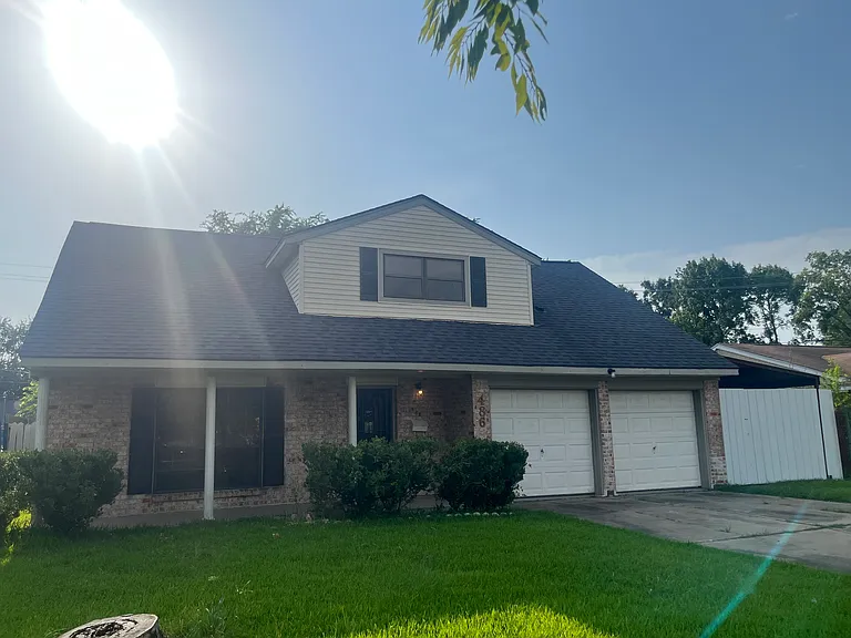 486 Mercury Dr — Photo 1