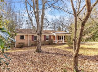 122 Vernon Dr, Davidson, NC 28036