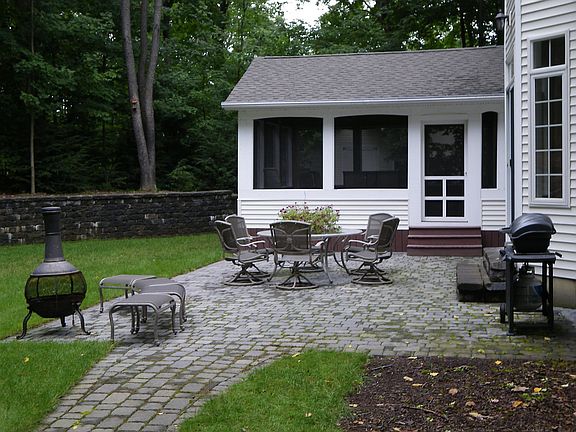 screened in porch