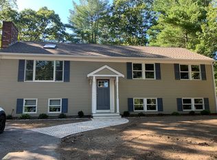 72 Pond Cir, Mashpee, MA 02649