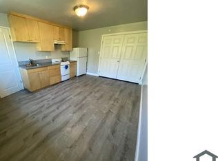 670 18th St #7, Oakland, CA 94612