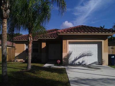 832 SW 7th Plz, Florida City, FL, 33034