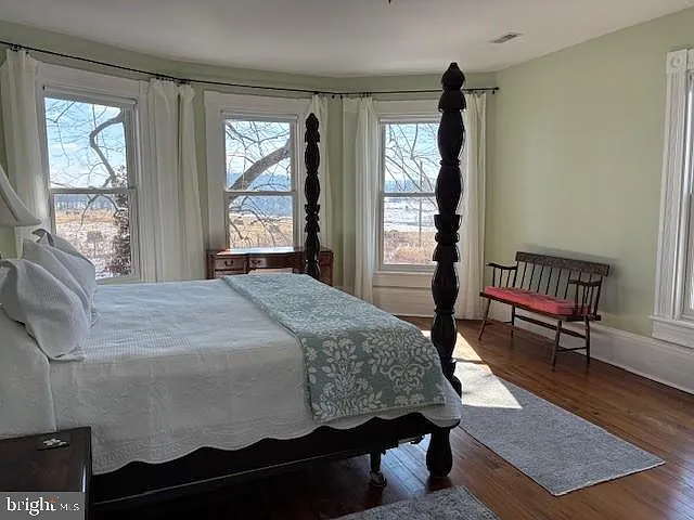 873 Hawlin Rd — Photo 36