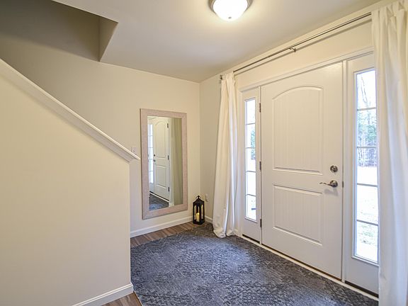 Foyer/Entryway
