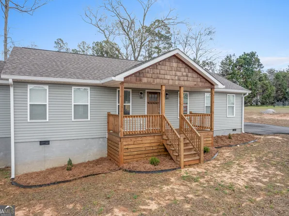 118 Wedgewood Dr, Sandersville, GA 31082