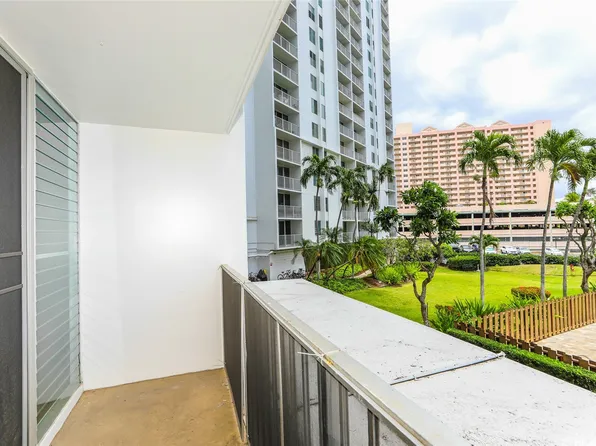 1128 Ala Napunani St APT 208, Honolulu, HI 96818