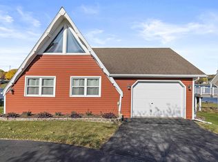 520 Baintree Rd, Davis, IL 61019