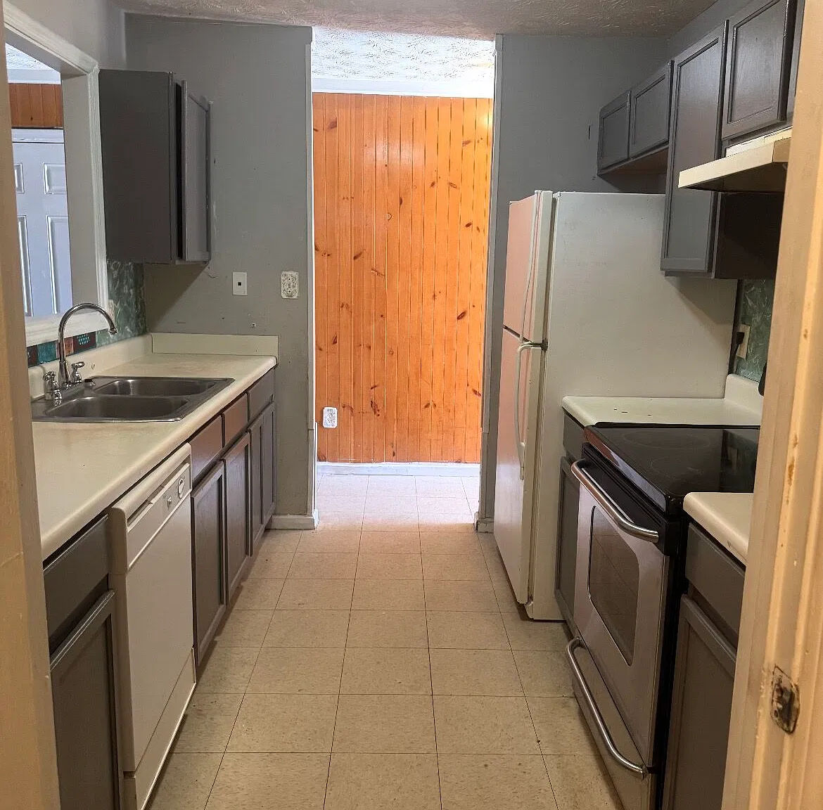 2 bed, 2.0 bath, $1,400 — Photo 4