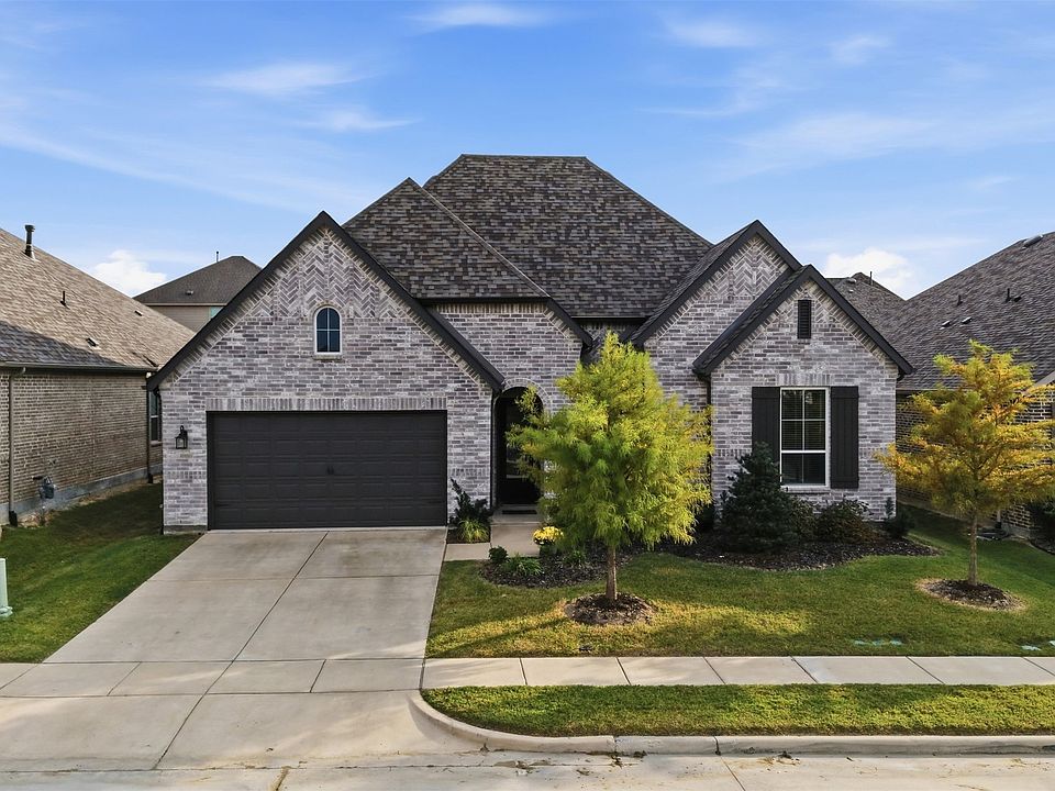 1st image of 1915 Hillside Ct