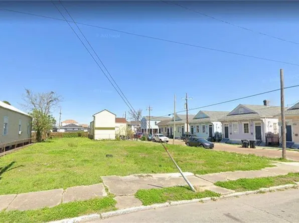 2601 Magnolia St, New Orleans, LA 70113