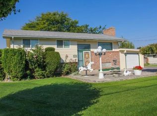 1706 S Vancouver St, Kennewick, WA 99337