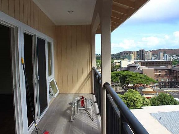 3rd image of 843 Alewa Dr #1