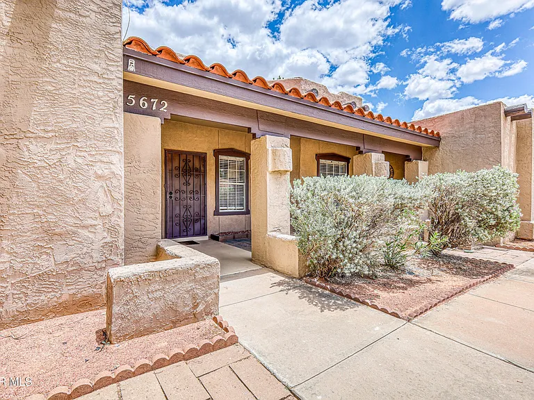 5672 Costa Blanca Pl — Photo 2