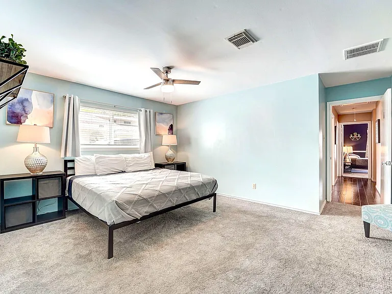 8111 Pine Green Ln — Photo 34