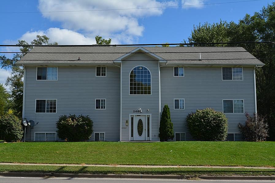 1st image of 2444 Clyde Park Ave SW APT 5